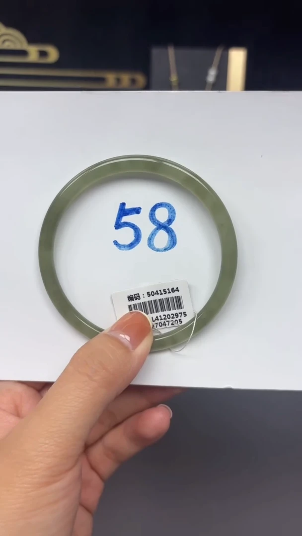 未镶嵌手镯和田玉5164