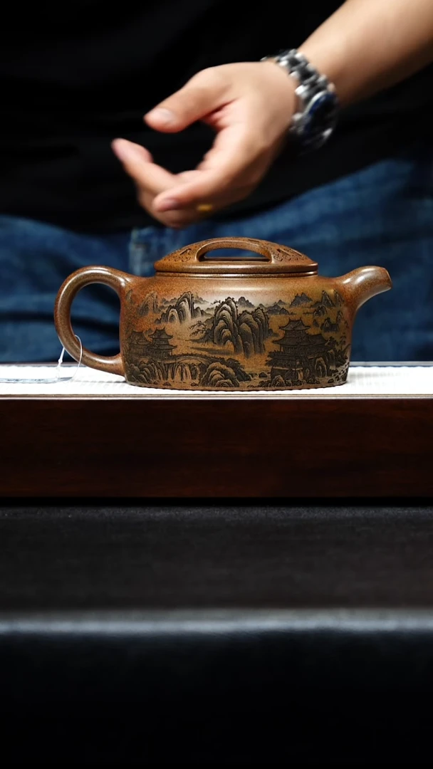 茶壶紫砂宜兴紫砂 牛盖莲子 沉香泥 高艳 h287