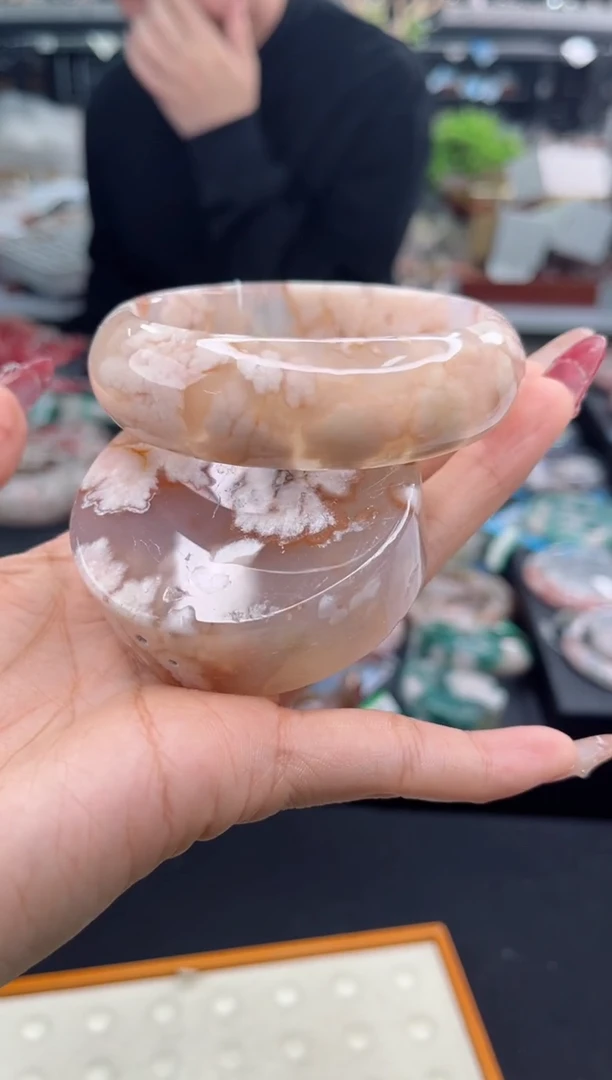 【闪购商品】石英质玉手镯未镶嵌61圈口（赠品镯心）3846524