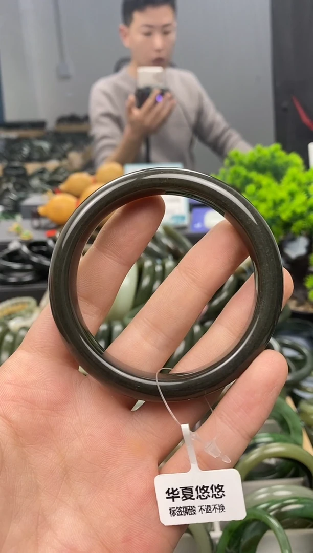 未镶嵌手镯和田玉59