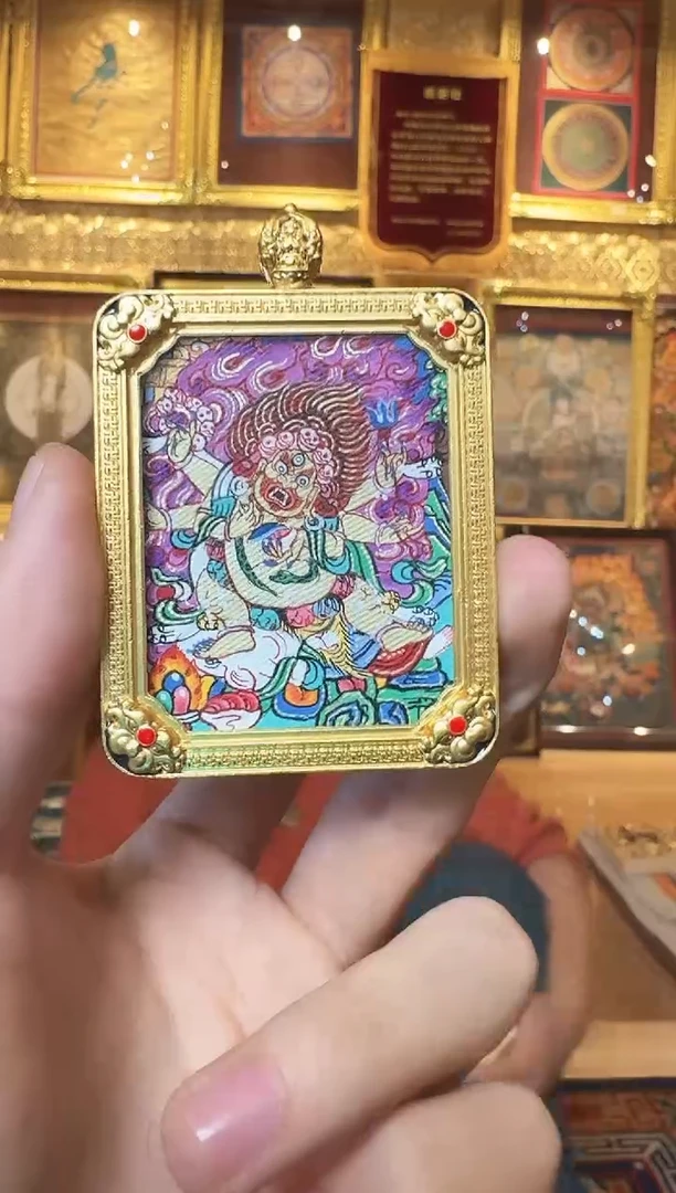 吊坠白六臂紫唐--热贡纯手绘