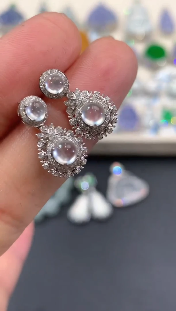 18K金镶嵌翡翠耳饰a140