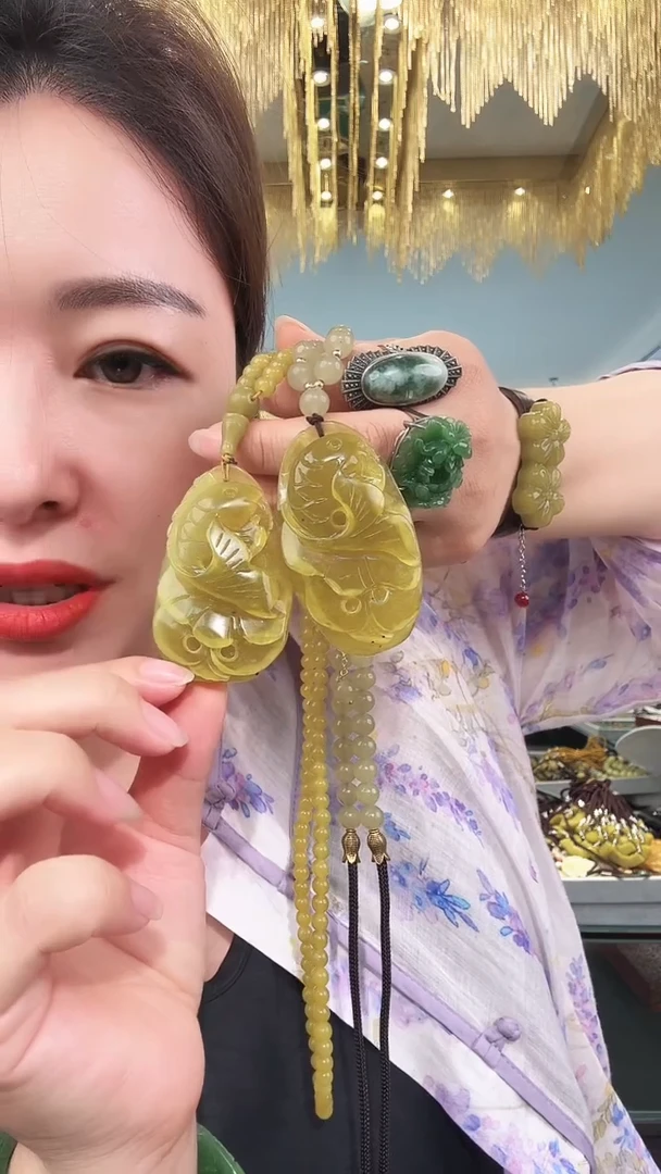 岫玉未镶嵌颈饰吊坠多样式发货只发一个