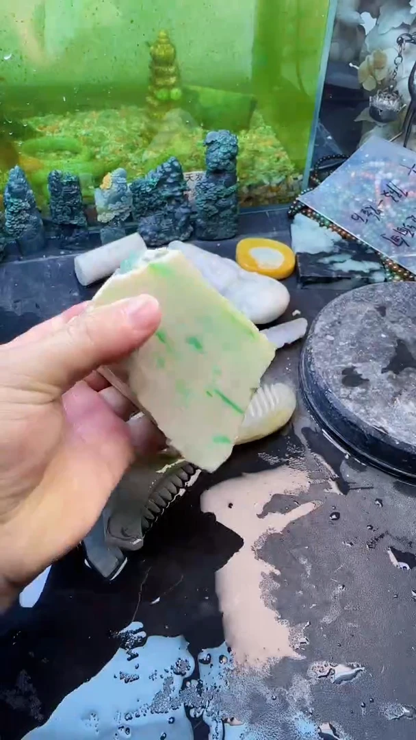 【闪购商品】翡翠颈饰未镶嵌130天然翡翠