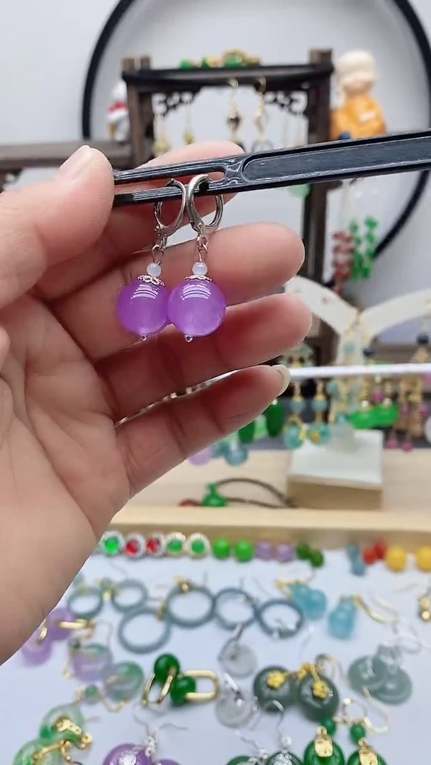 银S925镶嵌石英质玉（天山翠）耳饰156