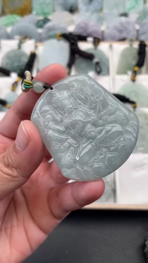 颈饰未镶嵌翡翠天然缅甸翡翠A货80