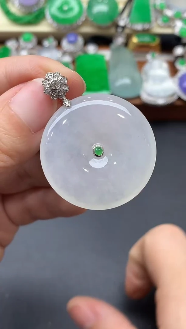 颈饰18K金镶嵌翡翠321-中国好珍宝