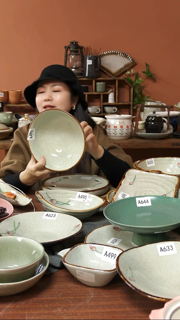 陶瓷A496 一只陶瓷荷花汤面碗21*9可能微瑕