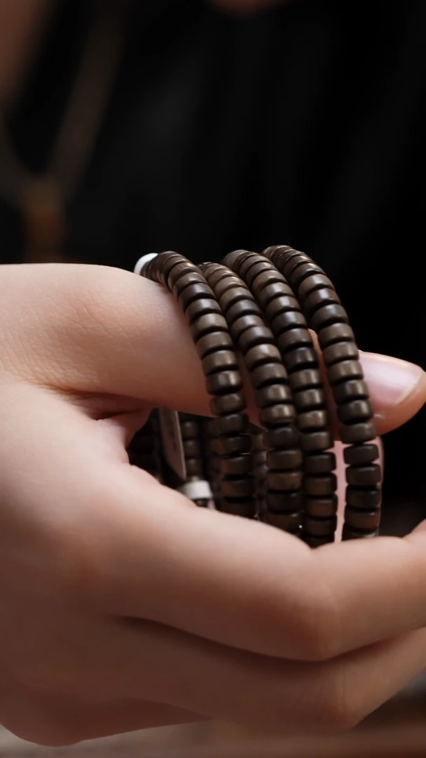 檀香木手串/手链沙****e9条  阴沉老山檀香药片瑕疵