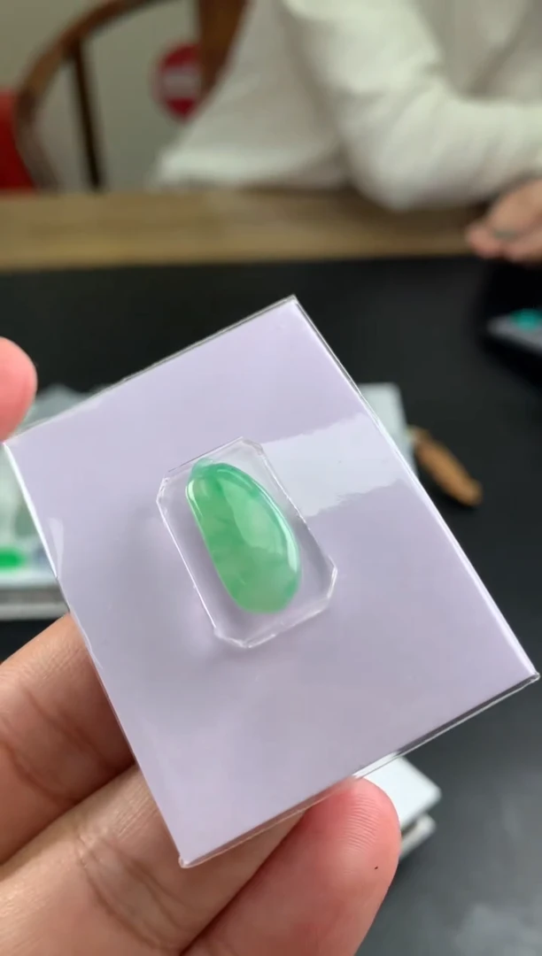 【闪购商品】定制翡翠未镶嵌翡翠