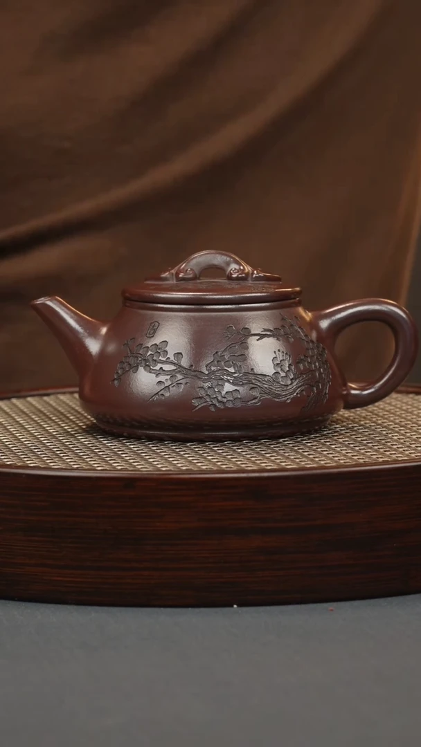 【闪购商品】紫砂茶壶石红 剑流石瓢 刻梅