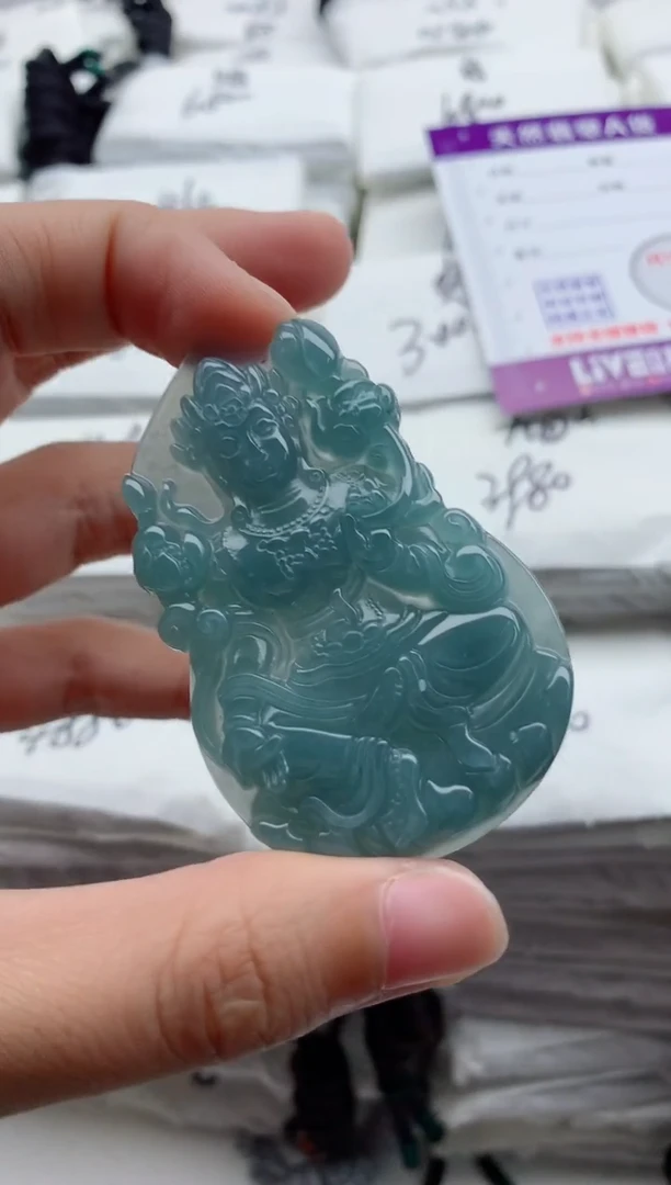 颈饰未镶嵌翡翠8