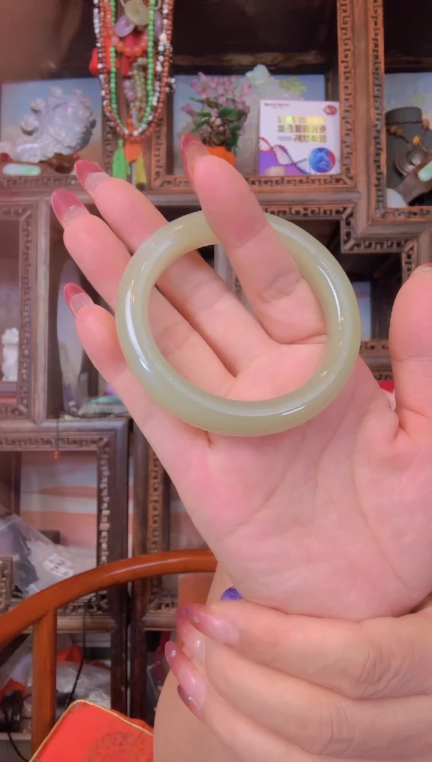 未镶嵌手镯和田玉天然