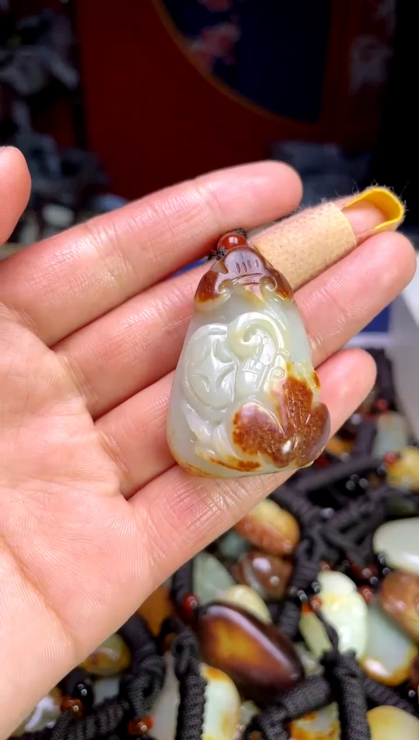 【闪购商品】和田玉颈饰未镶嵌1