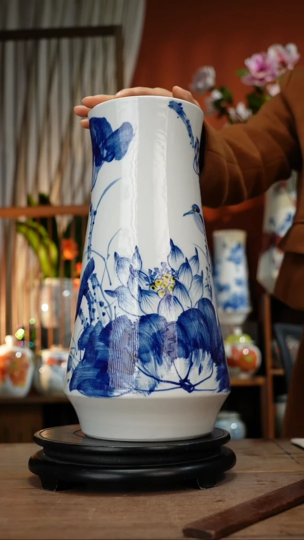 当代景德镇设计师釉下手绘陶瓷花瓶