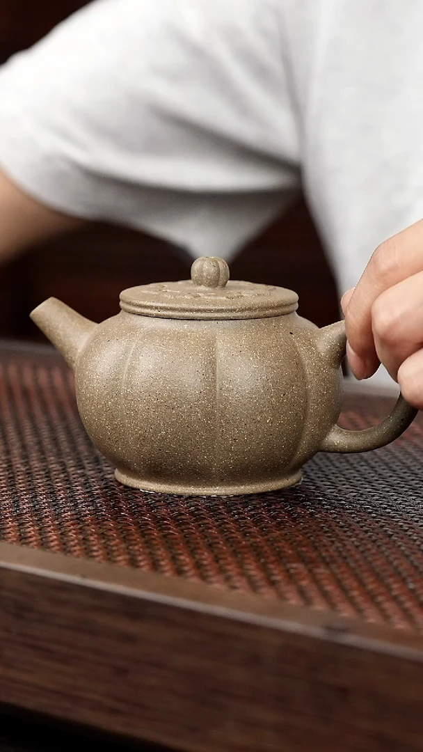 茶壶紫砂岩中泥灯笼{青}