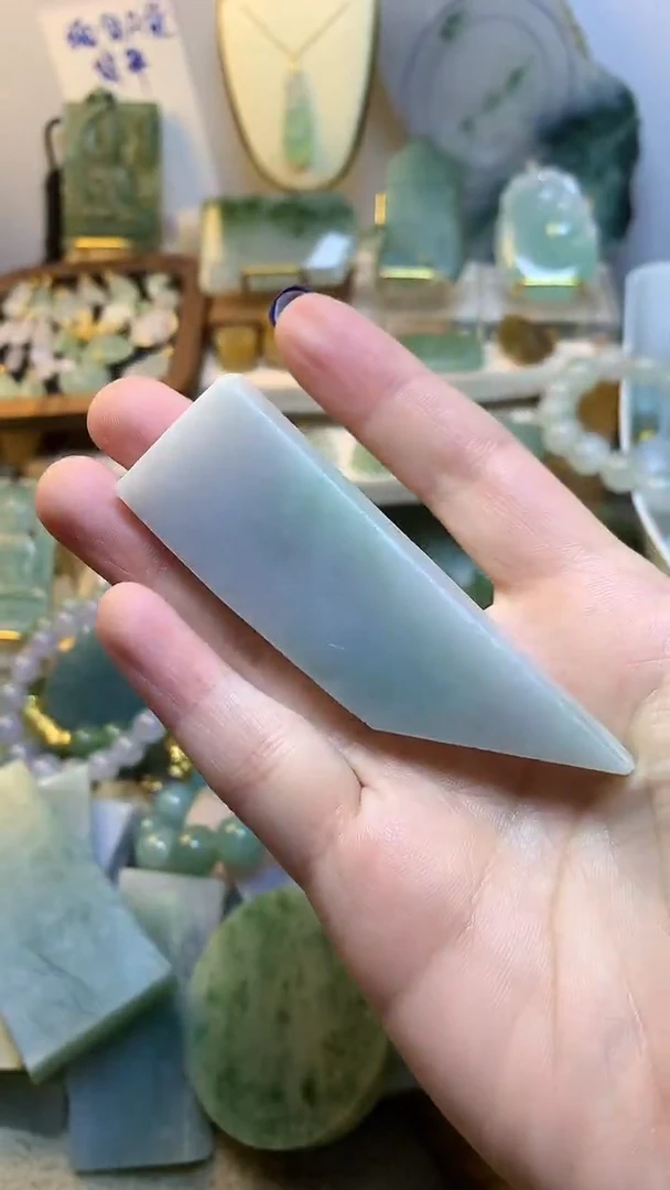 未镶嵌挂件翡翠缅甸A货翡翠，没有运费险