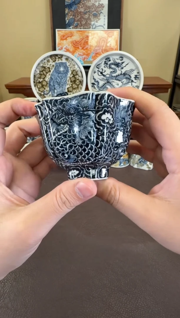 二号釉云墨麒麟六方葵口杯