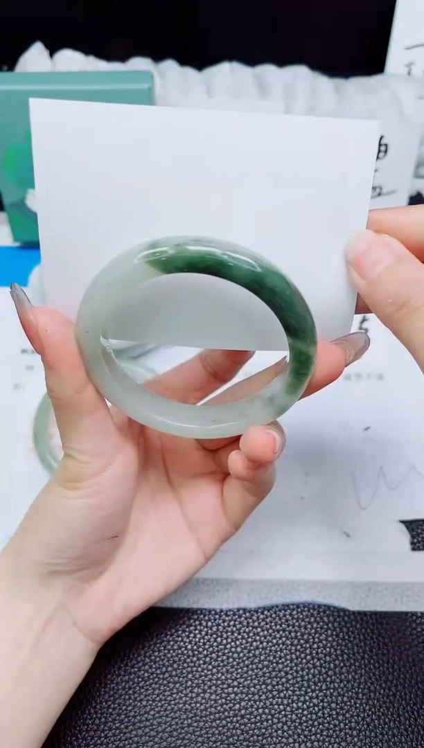 石英质玉手镯未镶嵌237-56.5