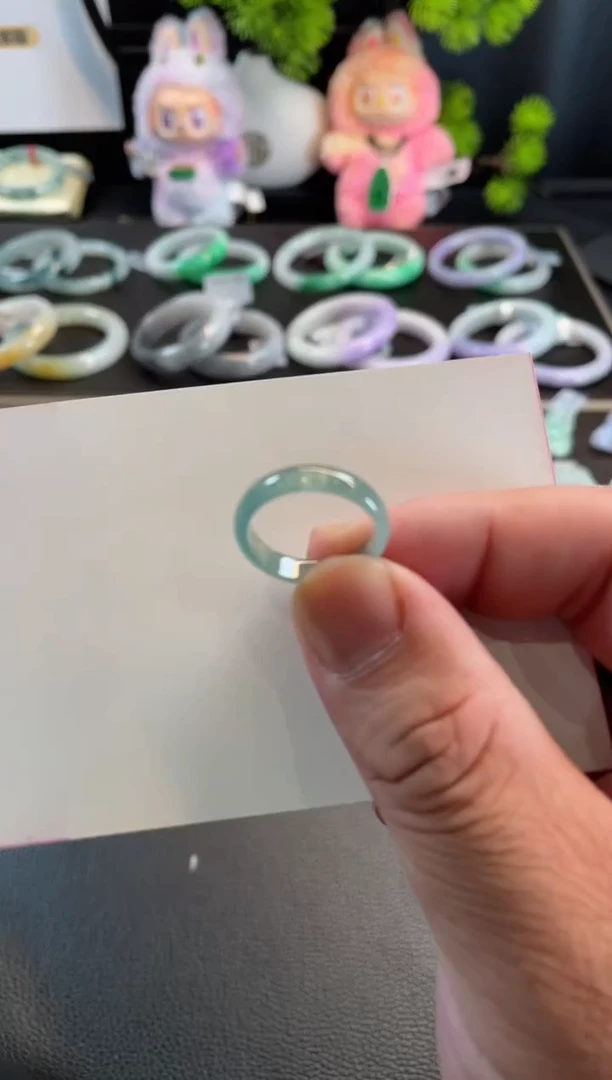 翡翠手镯未镶嵌14有纹裂1415