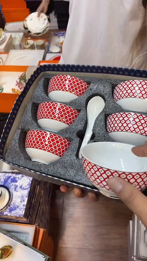 杯鸿辉家品牌瓷器，京东包邮！