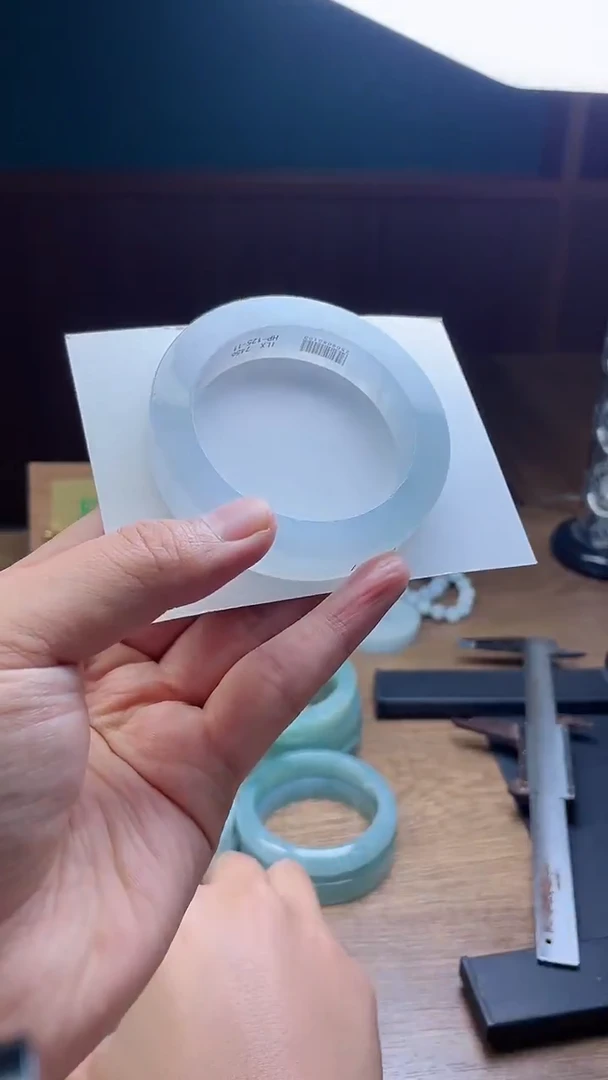 未镶嵌手镯定制翡翠意*清定制