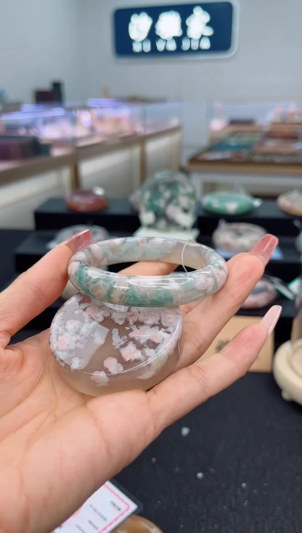 石英质玉手镯未镶嵌53圈口（赠品镯心）3S9519