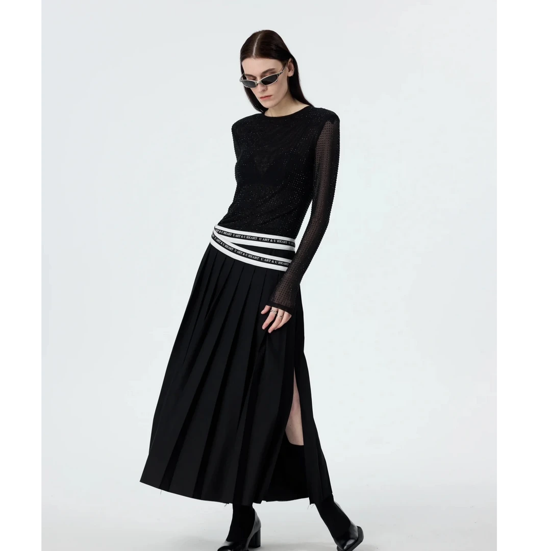 U.T-黑色百褶百搭长裙Q067微瑕