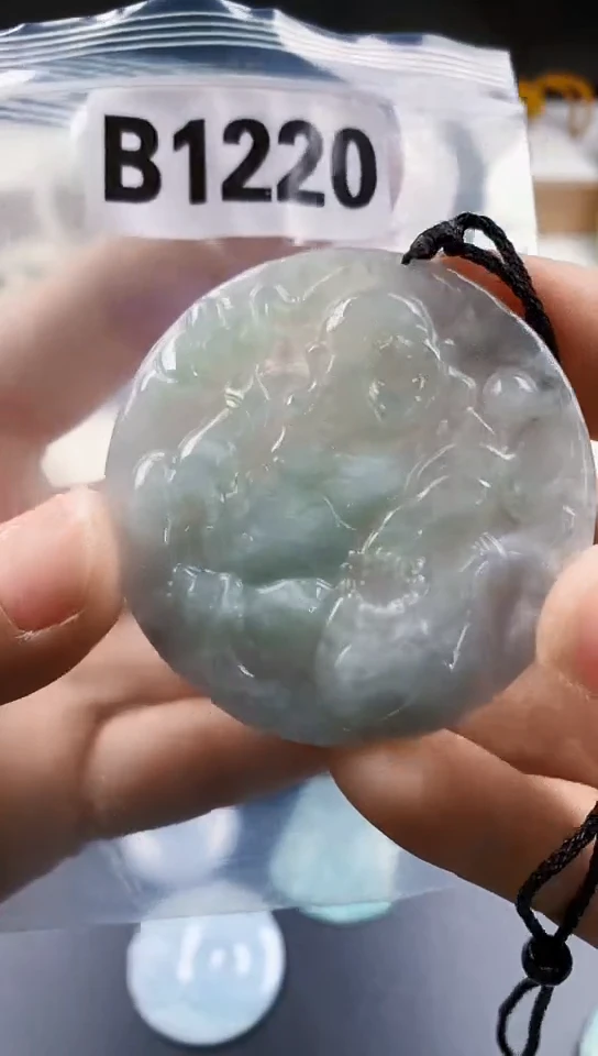 颈饰未镶嵌翡翠天然翡翠吊坠挂件