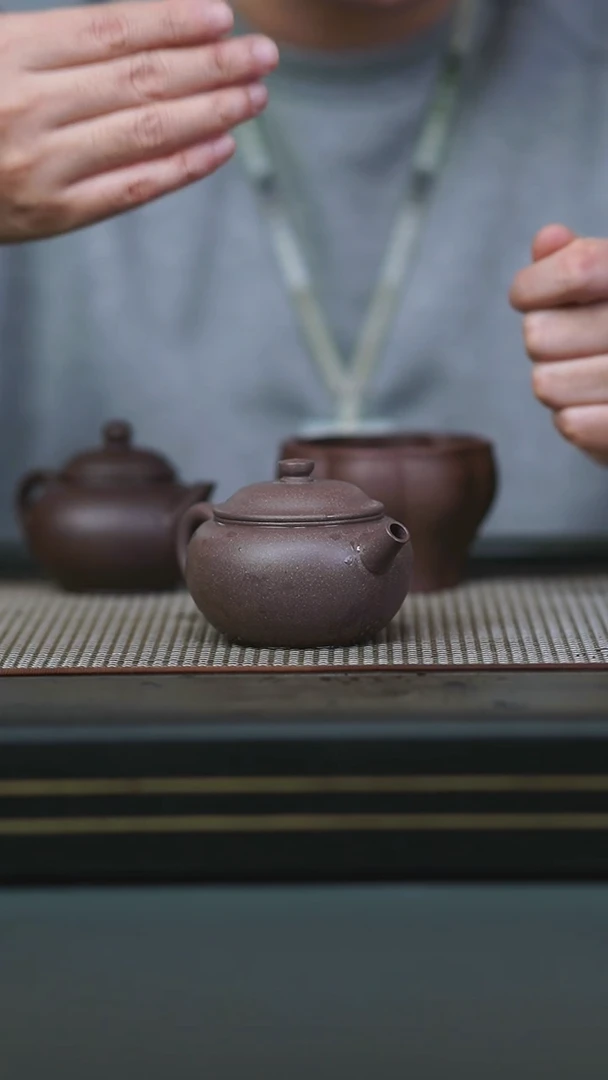 茶壶紫砂半手紫玉金砂昆仑150cc