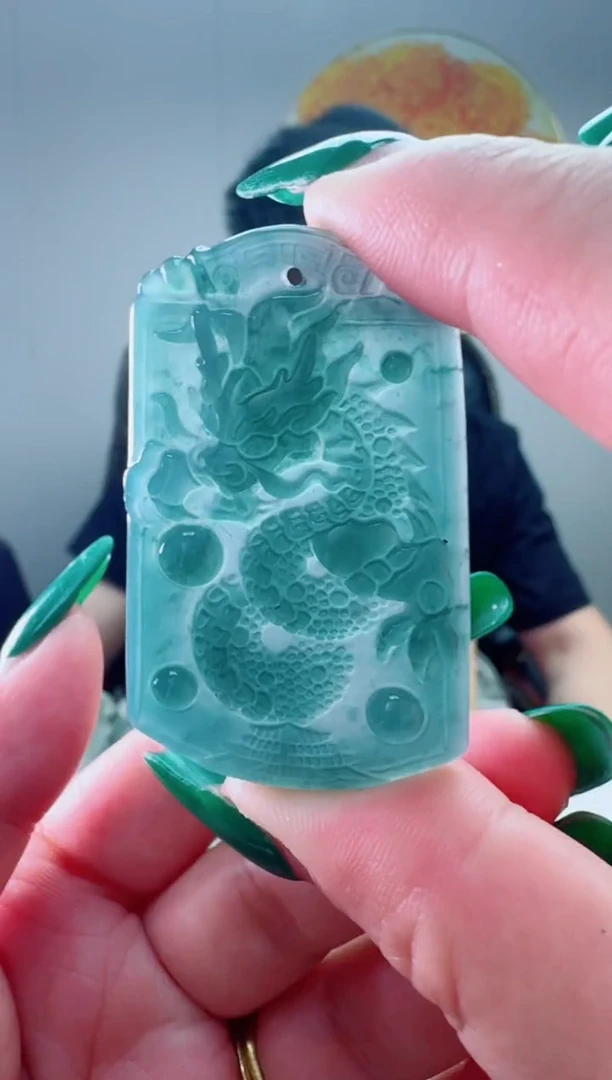 翡翠未镶嵌颈饰多样性随机发其一