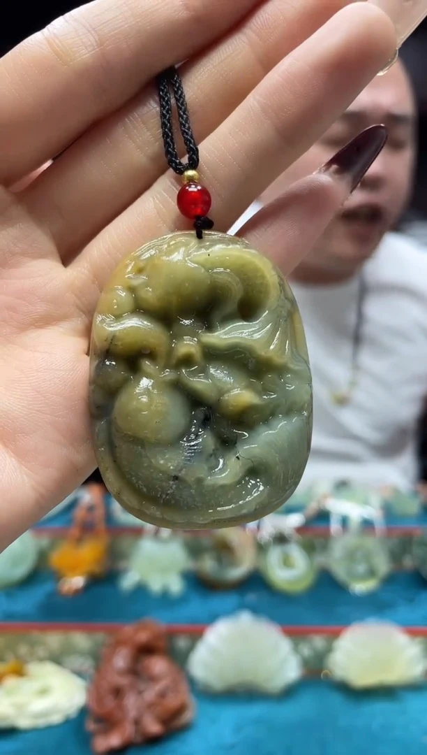 未镶嵌岫玉吊坠·