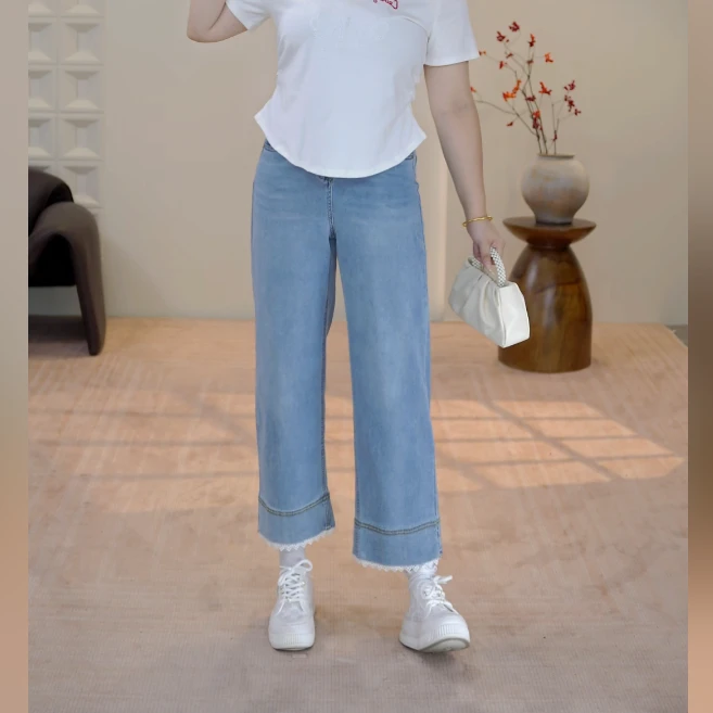 梦丞大码复古蕾丝花边直筒牛仔裤女夏季新款显瘦遮肉高腰九分裤