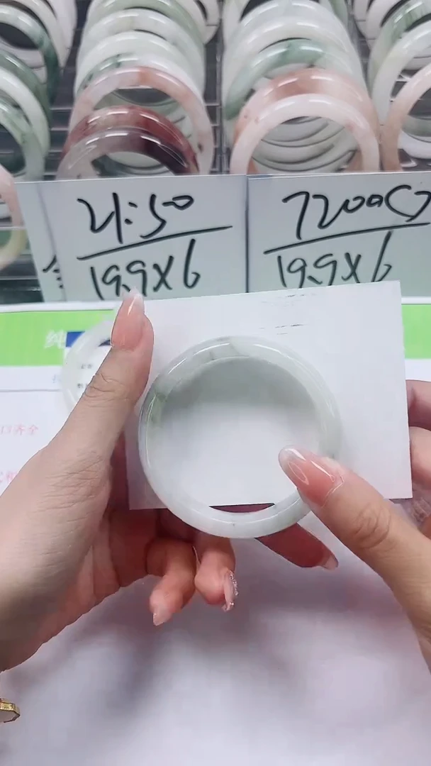 【闪购商品】石英质玉手镯合金A271-50/51