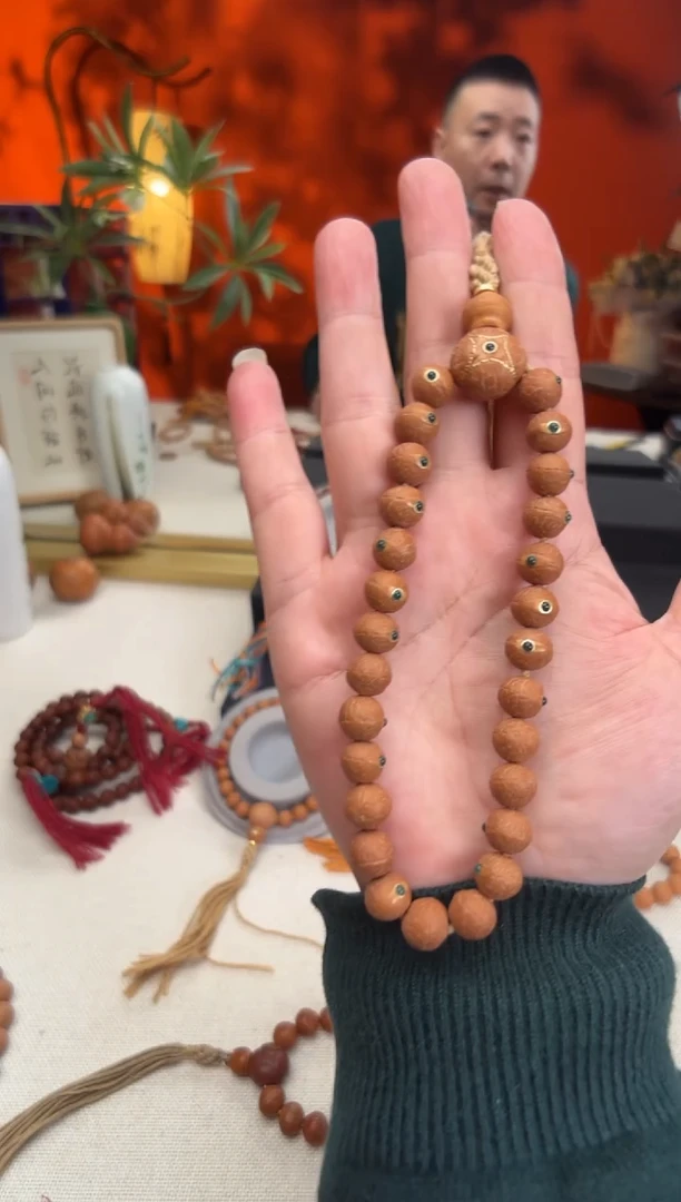 【闪购商品】凤眼菩提吊坠11毫米手持镶嵌玛n