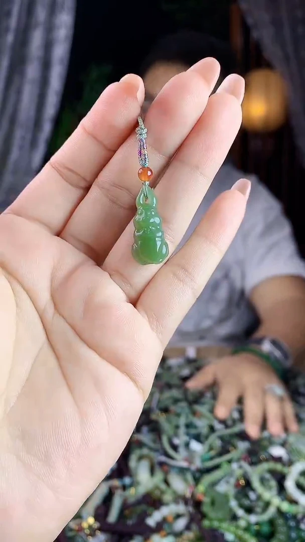 和田玉未镶嵌挂件多样性发货拍一发一