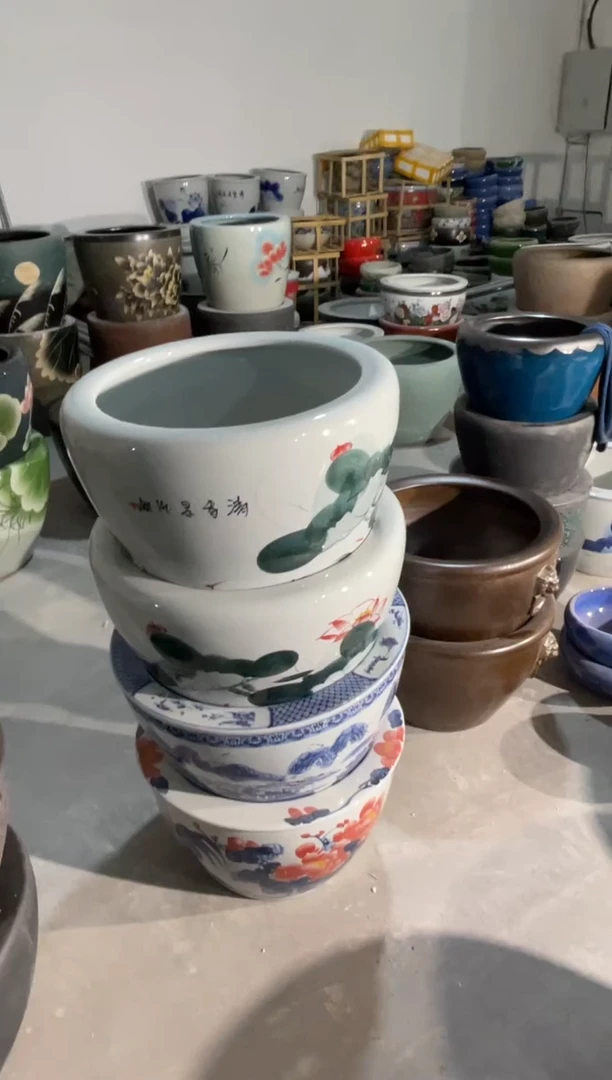 缸景德镇微瑕的陶瓷鱼缸 50*33  手绘荷花