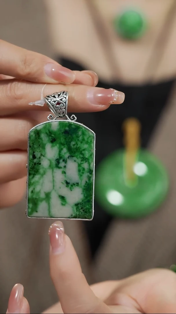 【闪购商品】翡翠颈饰未镶嵌@YLG38011717@