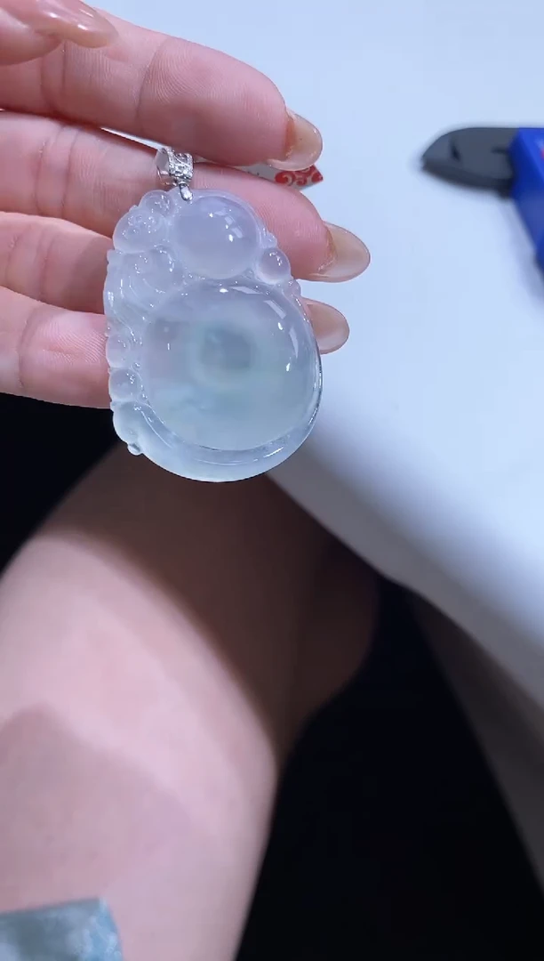 吊坠(不含链)18K金镶嵌翡翠福贝