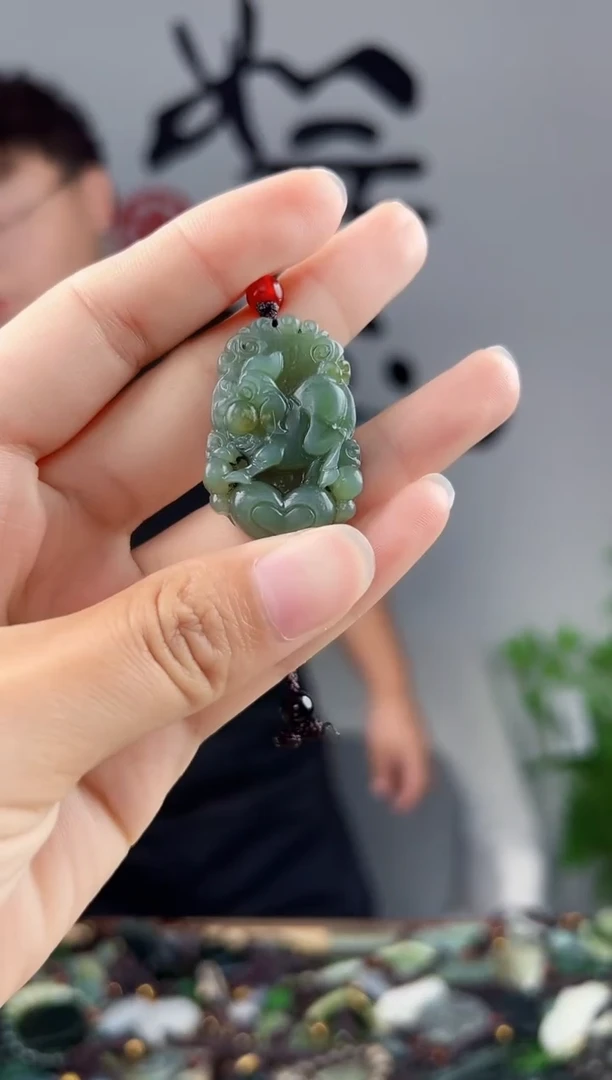 未镶嵌和田玉挂件拍一发一，多样性发货