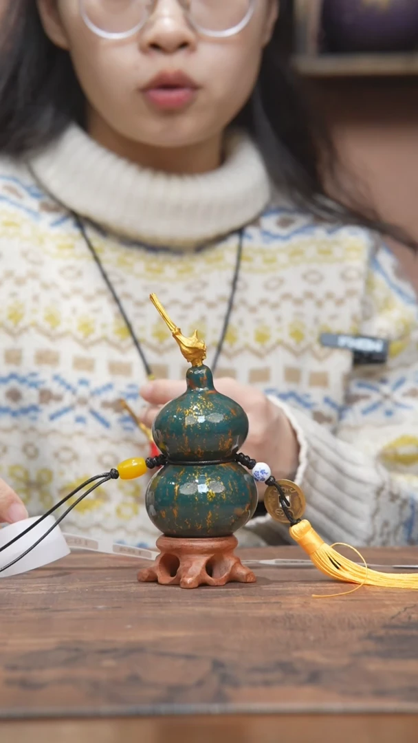 【闪购商品】182号-大漆小葫芦挂件