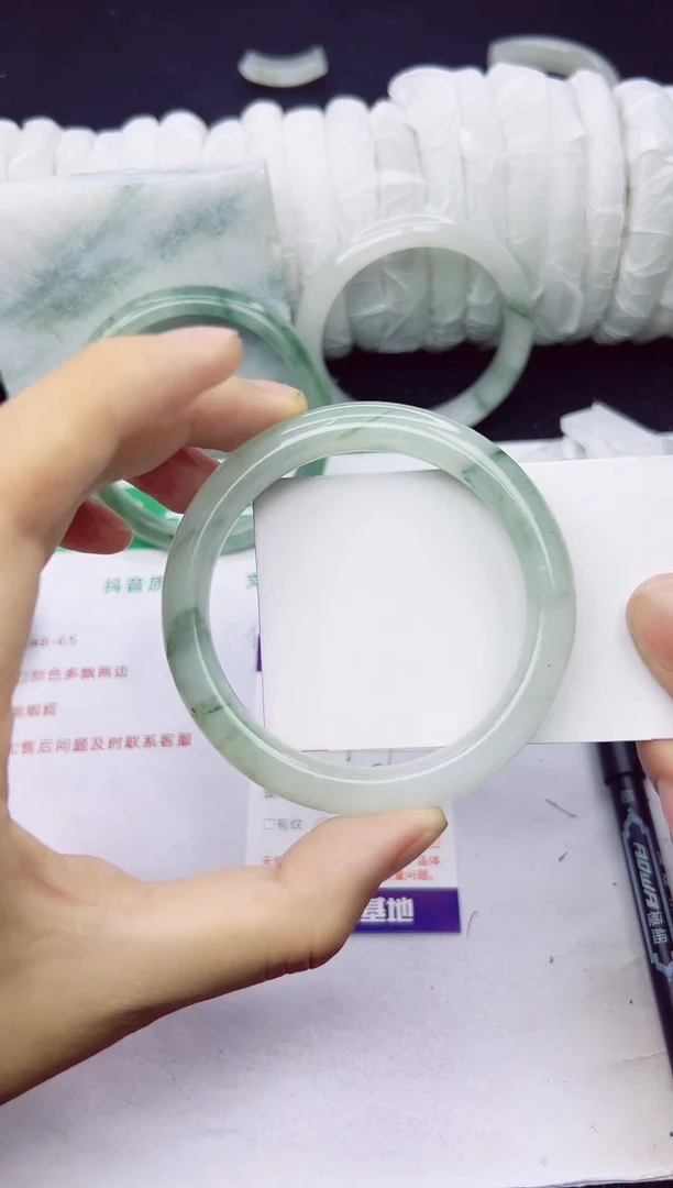 未镶嵌手镯石英质玉232-57-58-59