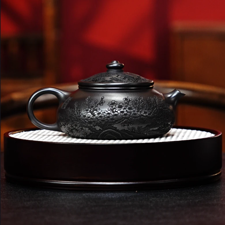 宜兴紫砂 山水寒江 石黄