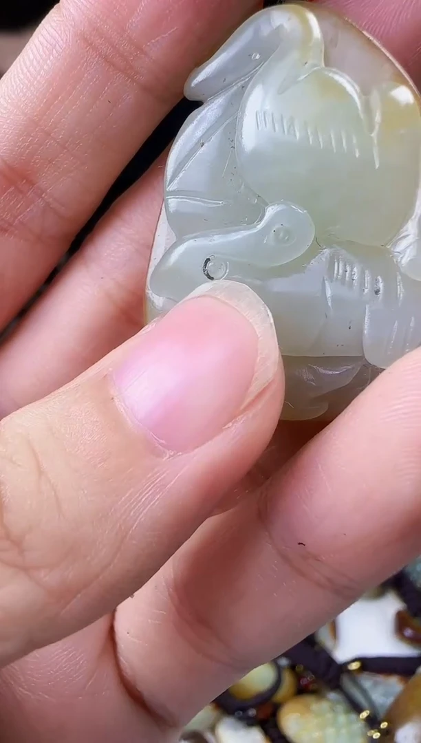 和田玉未镶嵌颈饰1