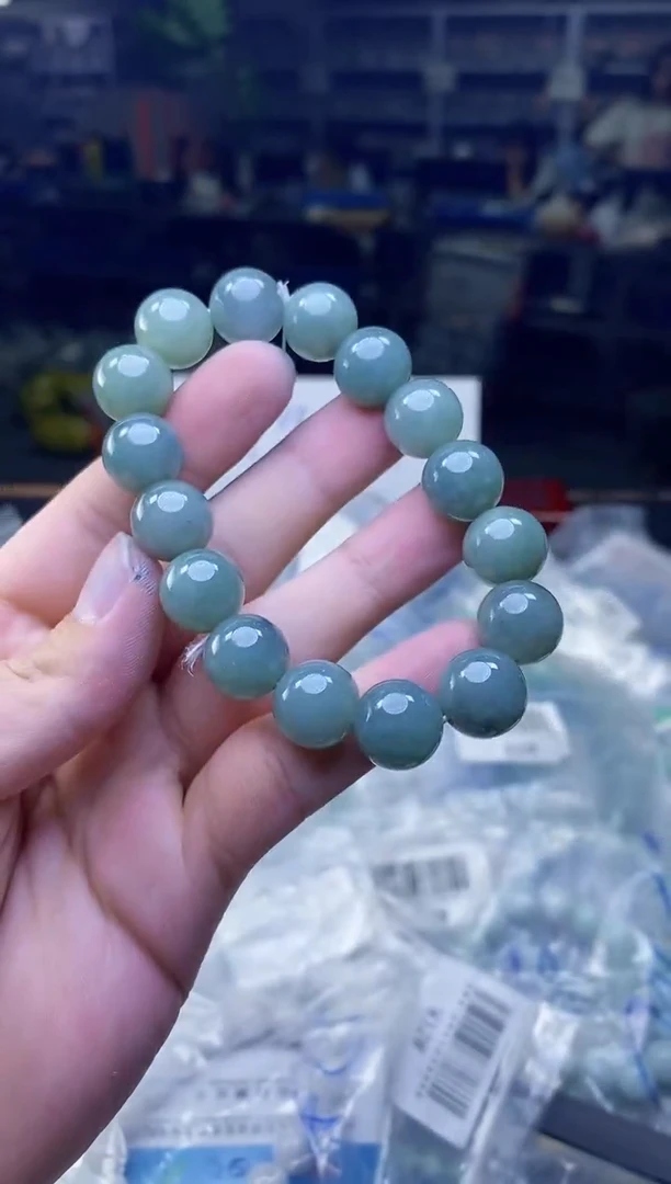 定制翡翠未镶嵌天然缅甸A货翡翠，多样性发货，拍一发一