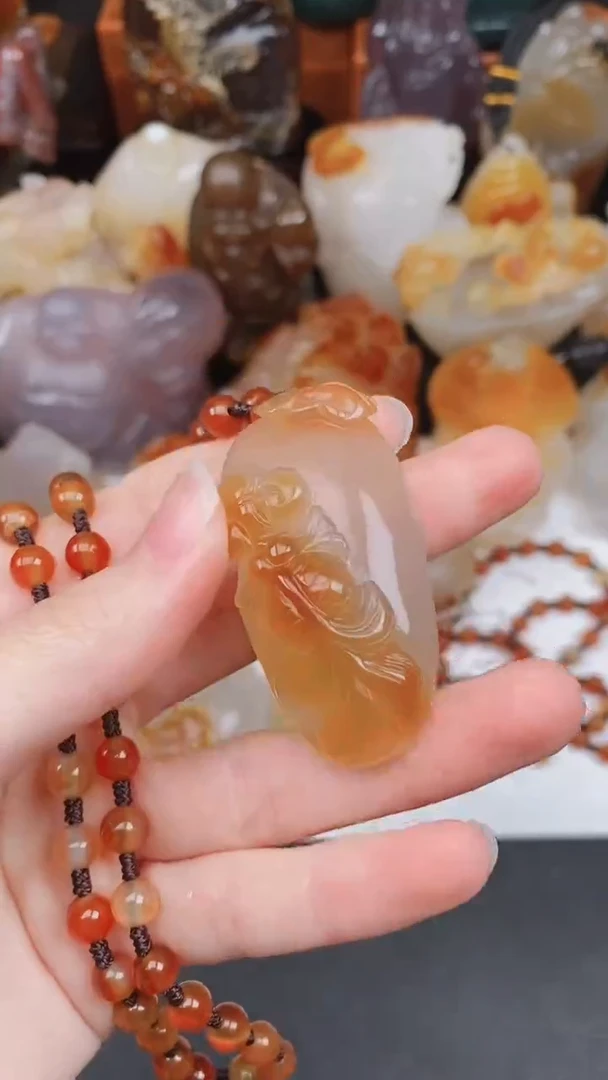 玛瑙/玉髓颈饰未镶嵌赚****休AA