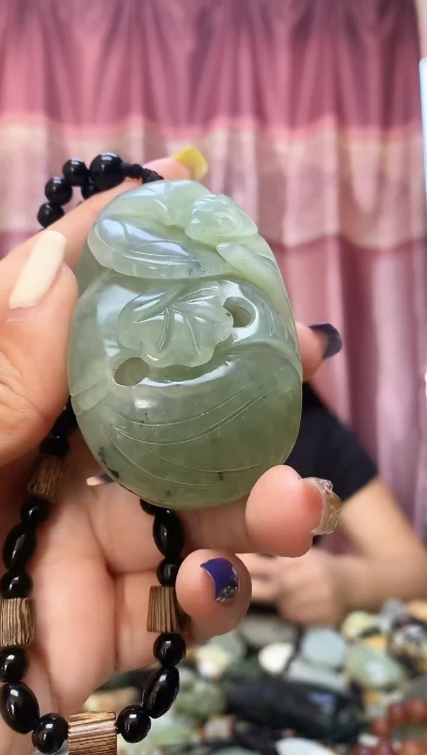 未镶嵌岫玉手把