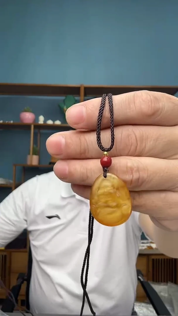 未镶嵌琥珀裸石33（有瑕介意勿拍）