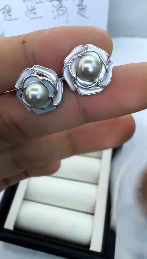 【闪购商品】海水珍珠耳饰银S925镶嵌耳钉