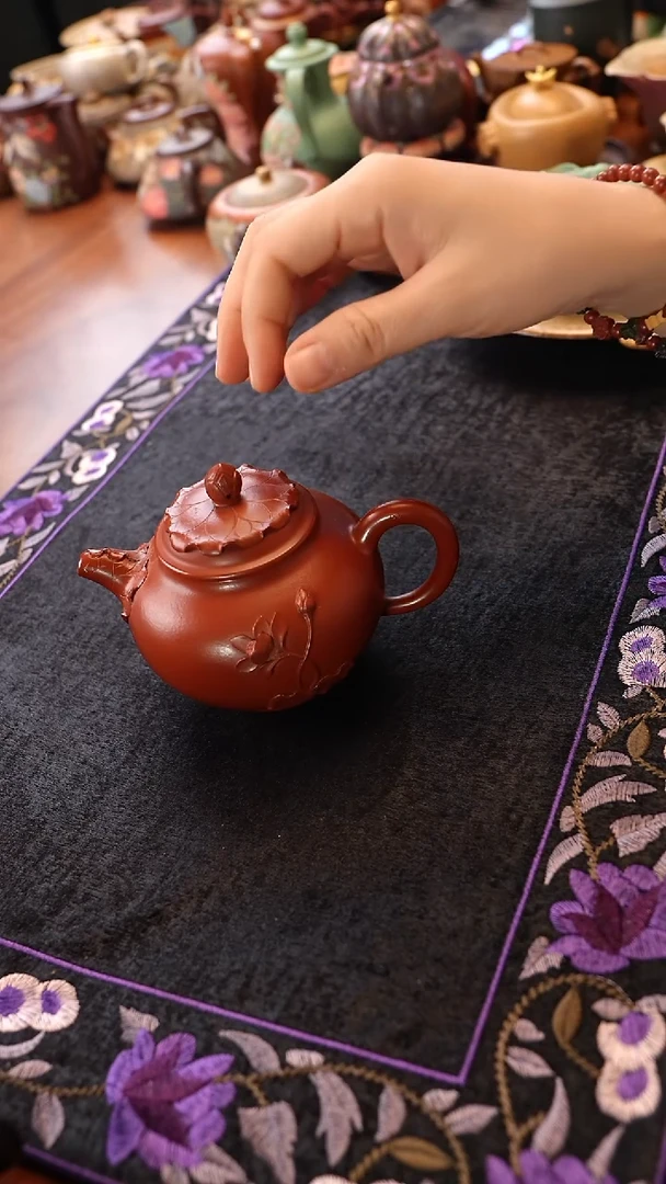 茶壶紫砂杨菲花器荷韵掇只